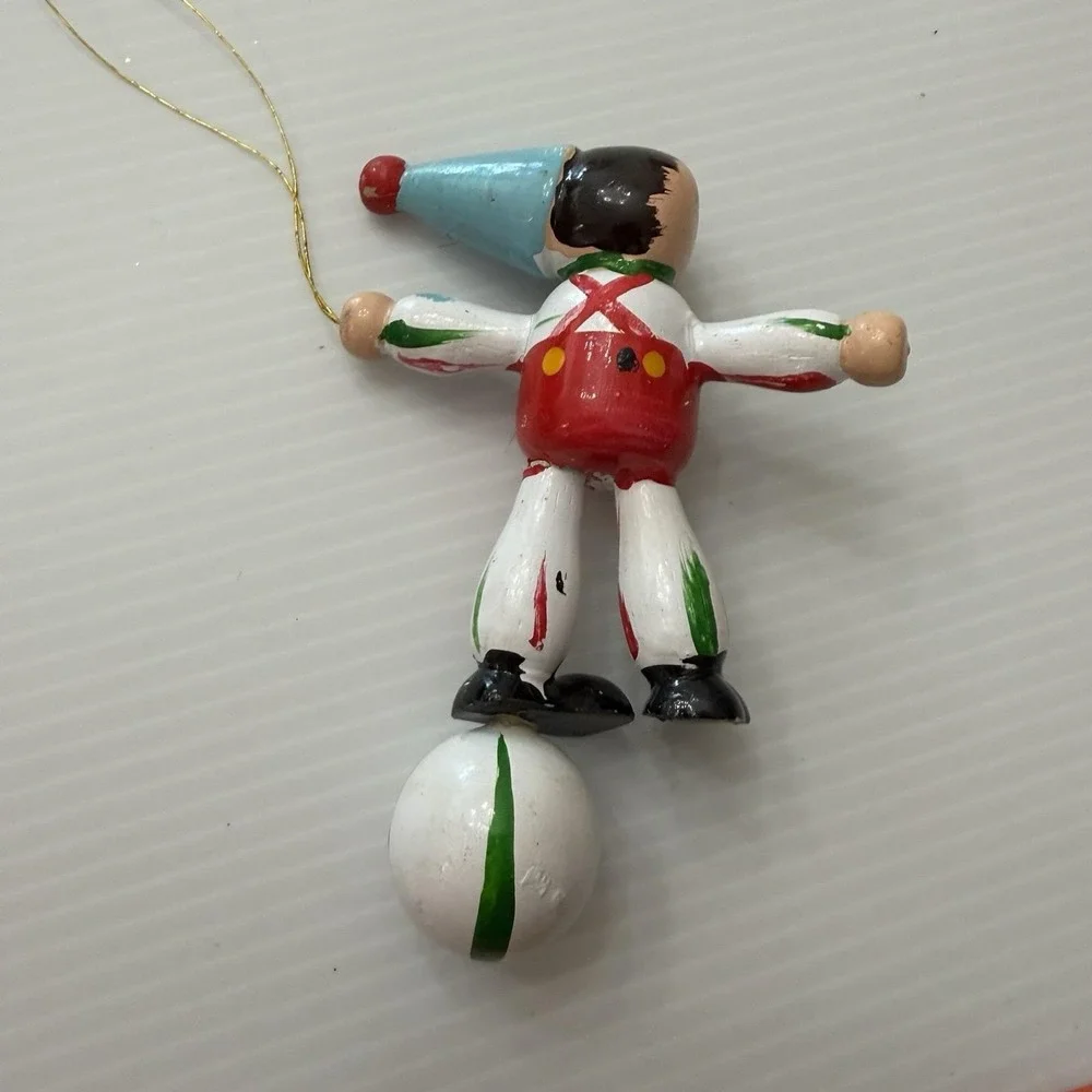 Vintage Wooden Clown Balancing Ball Christmas Ornament Holiday Decor